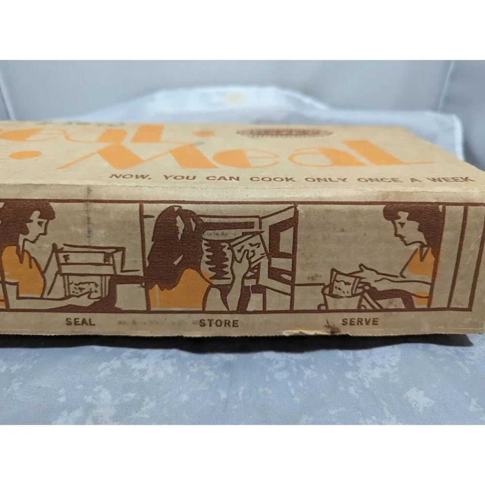 VINTAGE Original Dazey Seal-A-Meal Sealer Model 5000-A In Original Box